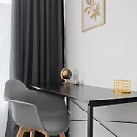 Apartment Coming - Moderne Mit Nähe Zu Köln Messe, Flughafen, Dom, Lanxess-arena - Schnelles Wlan, 2 Bäder, 2 Kostenlose Parkplätze *