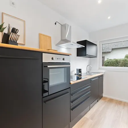 Coming - Moderne Mit Naehe Zu Koeln Messe, Flughafen, Dom, Lanxess-arena - Schnelles Wlan, 2 Baeder, 2 Kostenlose Parkplaetze Бергиш-Гладбах