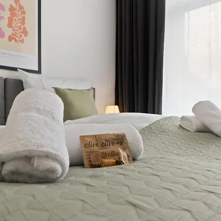 Coming - Moderne Mit Naehe Zu Koeln Messe, Flughafen, Dom, Lanxess-arena - Schnelles Wlan, 2 Baeder, 2 Kostenlose Parkplaetze * Bergisch Gladbach