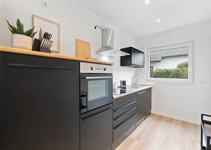 Coming - Moderne Mit Naehe Zu Koeln Messe, Flughafen, Dom, Lanxess-arena - Schnelles Wlan, 2 Baeder, 2 Kostenlose Parkplaetze Бергиш-Гладбах