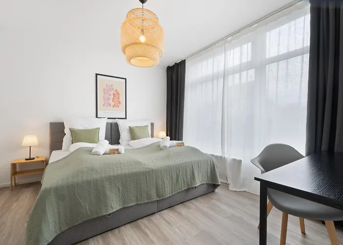 Coming - Moderne Mit Naehe Zu Koeln Messe, Flughafen, Dom, Lanxess-arena - Schnelles Wlan, 2 Baeder, 2 Kostenlose Parkplaetze Бергиш-Гладбах